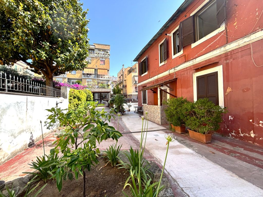 via-delle-robinie-centocelle