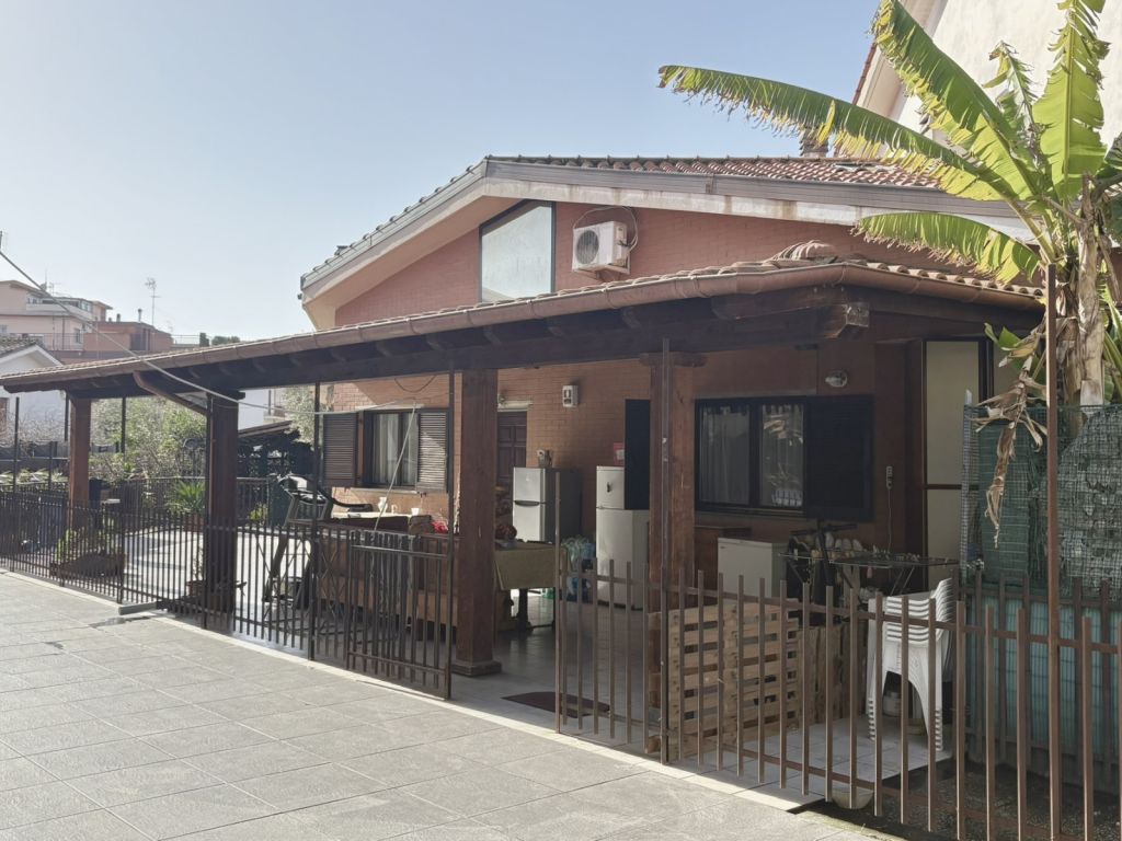 via-francesco-vitalini-zona-la-rustica